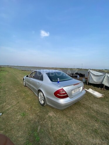 Mercedes E 320 2004, 291,000 km - 3.2 l - Masallı