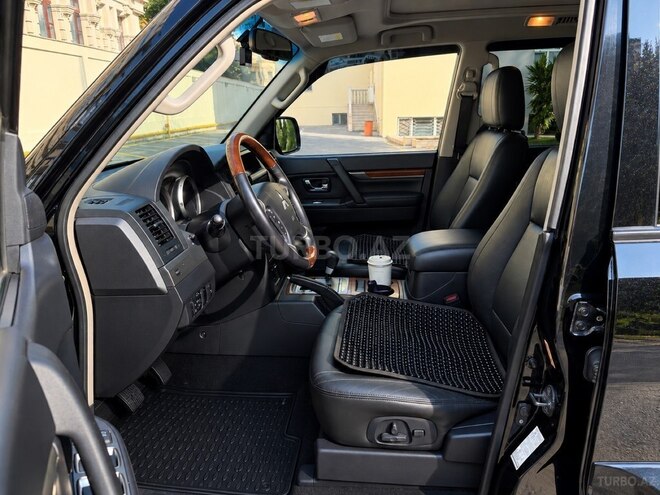 Mitsubishi Pajero 2007, 75,000 km - 3.0 l - Bakı
