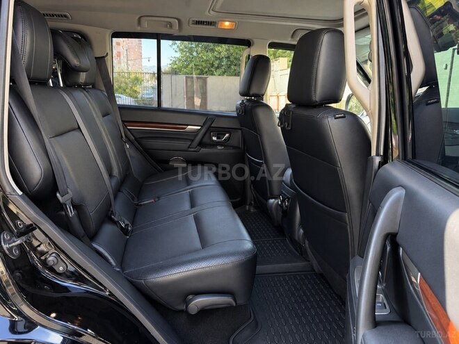 Mitsubishi Pajero 2007, 75,000 km - 3.0 l - Bakı