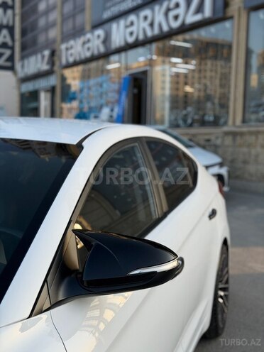 Hyundai Avante 2016, 253,000 km - 1.6 l - Bakı