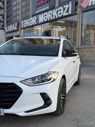Hyundai Avante 2016, 253,000 km - 1.6 l - Bakı