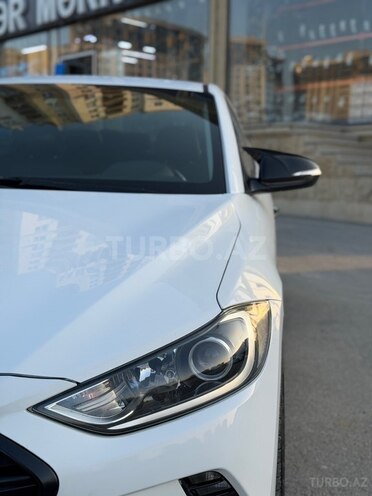 Hyundai Avante 2016, 253,000 km - 1.6 l - Bakı