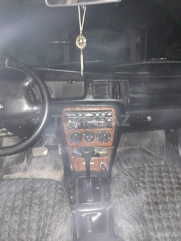 Opel Vectra 1997, 633,080 km - 2.0 l - Qazax