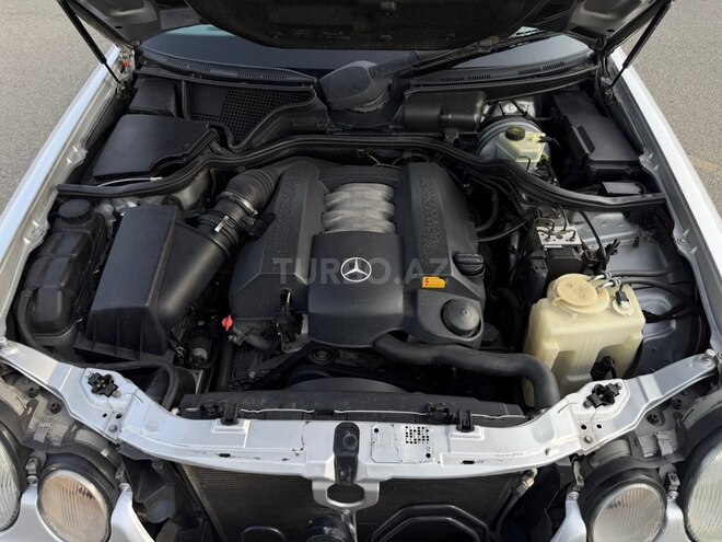 Mercedes E 240 2000, 289,547 km - 2.4 l - Gəncə