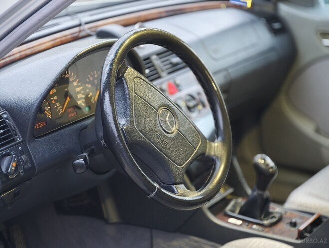 Mercedes C 180 1999, 550,000 km - 1.8 l - Sabirabad