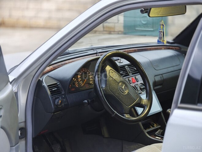 Mercedes C 180 1999, 550,000 km - 1.8 l - Sabirabad