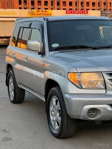 Mitsubishi Pajero io 2001, 214,585 km - 2.0 l - Sumqayıt