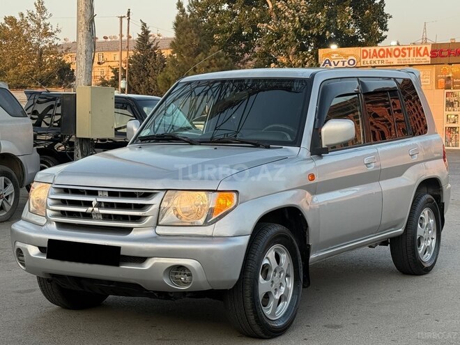 Mitsubishi Pajero io 2001, 214,585 km - 2.0 l - Sumqayıt