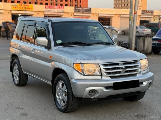 Mitsubishi Pajero io 2001, 214,585 km - 2.0 l - Sumqayıt