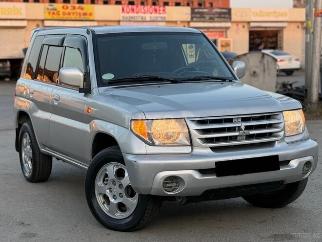 Mitsubishi Pajero io 2001, 214,585 km - 2.0 l - Sumqayıt