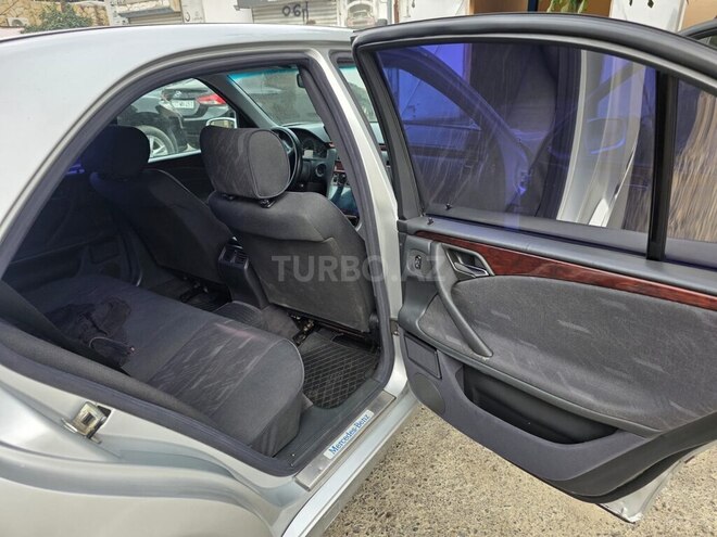 Mercedes E 200 2000, 635,000 km - 2.0 l - Bakı