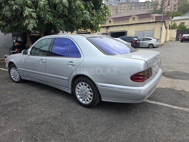 Mercedes E 200 2000, 635,000 km - 2.0 l - Bakı