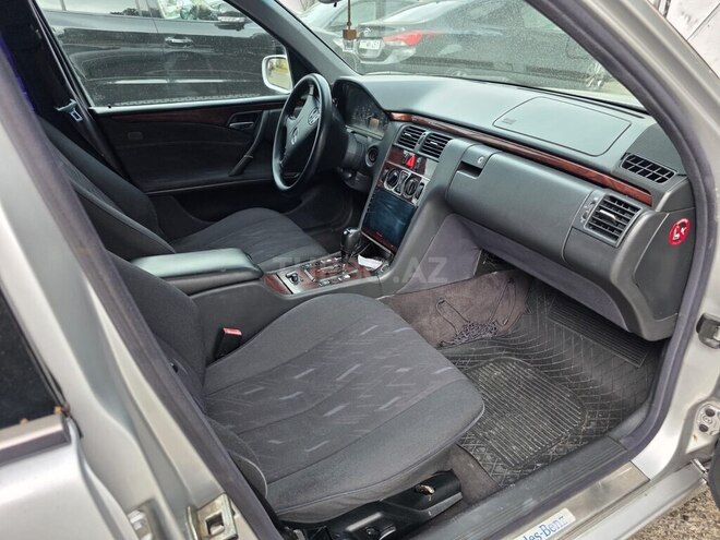 Mercedes E 200 2000, 635,000 km - 2.0 l - Bakı