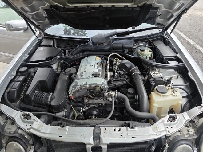 Mercedes E 200 2000, 635,000 km - 2.0 l - Bakı