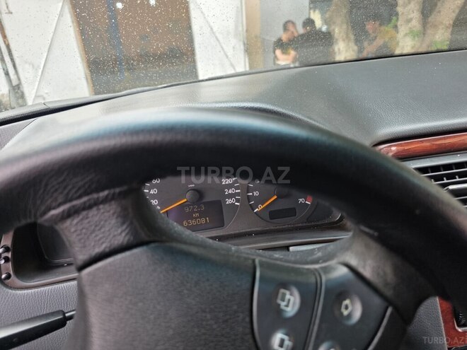 Mercedes E 200 2000, 635,000 km - 2.0 l - Bakı