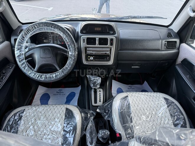 Mitsubishi Pajero io 2005, 323,586 km - 1.8 l - Sumqayıt
