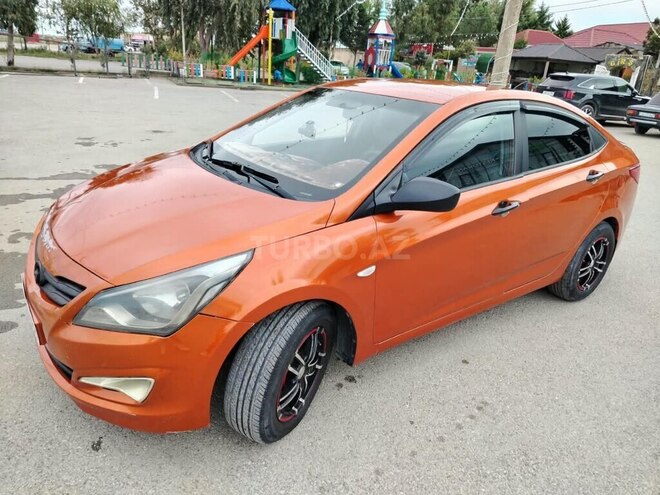 Hyundai Solaris 2015, 226,033 km - 1.6 l - Bakı