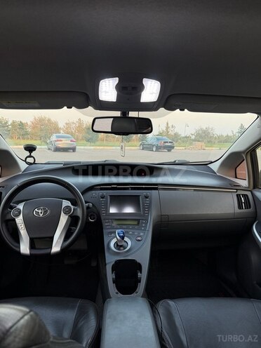 Toyota Prius 2011, 270,000 km - 1.8 l - Bakı