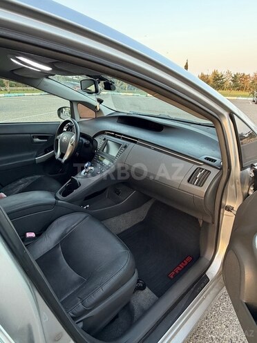Toyota Prius 2011, 270,000 km - 1.8 l - Bakı
