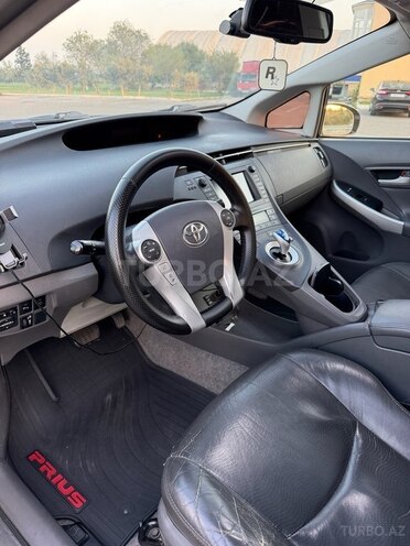 Toyota Prius 2011, 270,000 km - 1.8 l - Bakı