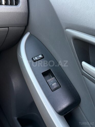 Toyota Prius 2011, 270,000 km - 1.8 l - Bakı