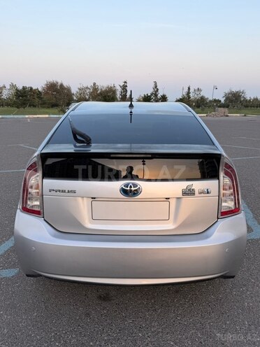 Toyota Prius 2011, 270,000 km - 1.8 l - Bakı