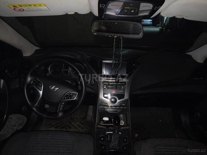 Hyundai Grandeur 2015, 174,729 km - 2.2 л - Bakı