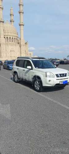 Nissan X-Trail 2010, 215,000 km - 2.0 l - Bakı