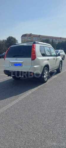 Nissan X-Trail 2010, 215,000 km - 2.0 l - Bakı