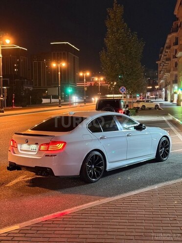 BMW 528 2014, 230,000 km - 2.0 л - Bakı