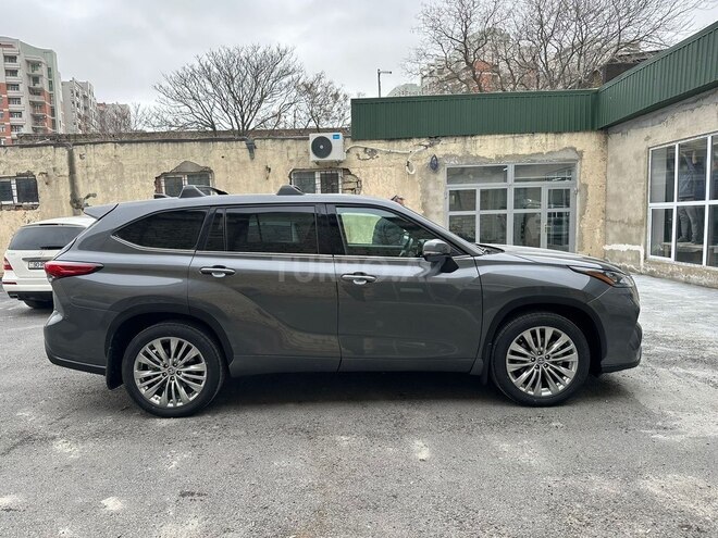 Toyota Highlander 2021, 62,000 km - 2.5 l - Bakı