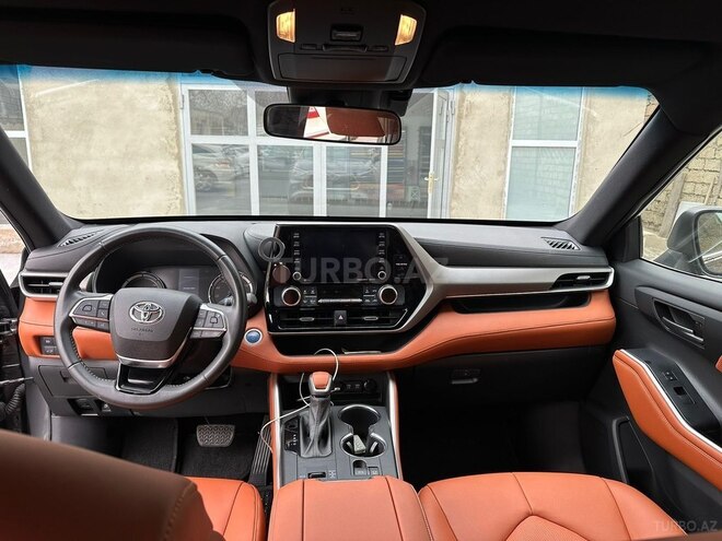 Toyota Highlander 2021, 62,000 km - 2.5 l - Bakı