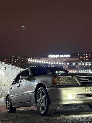 Mercedes C 200 1995, 332,000 km - 2.0 л - Bakı