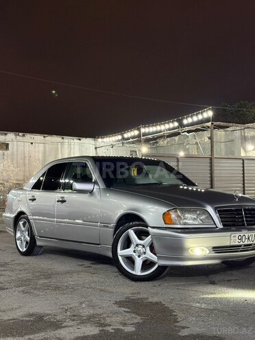 Mercedes C 200 1995, 332,000 km - 2.0 л - Bakı