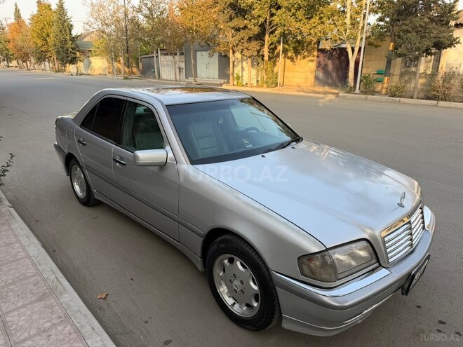 Mercedes C 230 1998, 252,800 km - 2.3 l - Yevlax