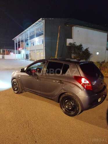 Hyundai i20 2010, 390,000 km - 1.4 l - Mingəçevir