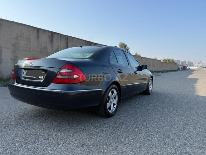 Mercedes E 240 2002, 225,500 km - 2.6 l - Bakı