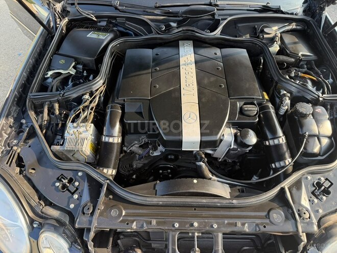 Mercedes E 240 2002, 225,500 km - 2.6 l - Bakı