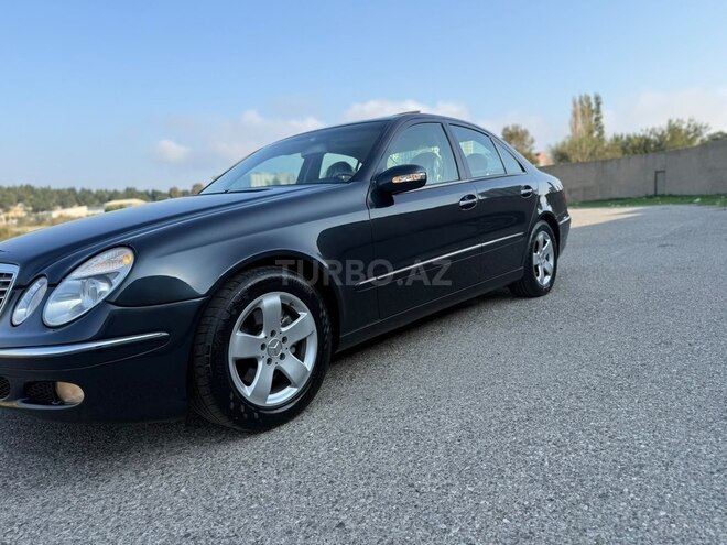 Mercedes E 240 2002, 225,500 km - 2.6 l - Bakı