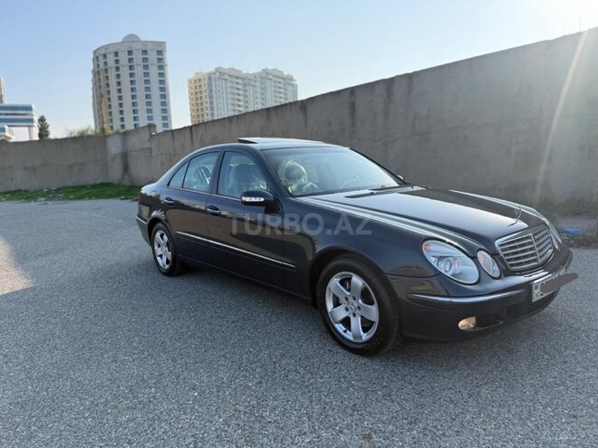 Mercedes E 240 2002, 225,500 km - 2.6 l - Bakı