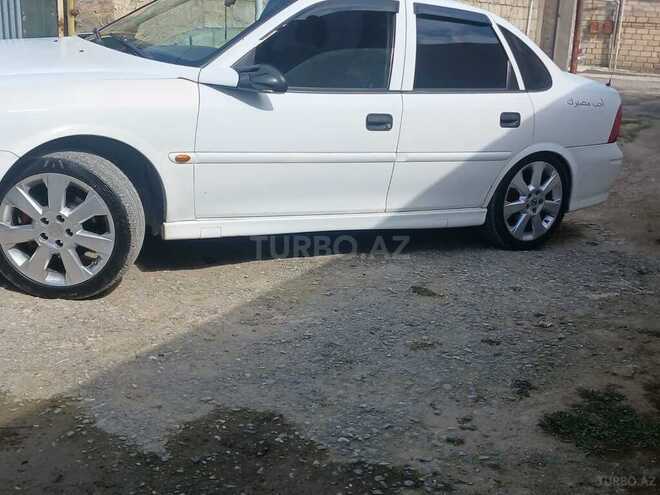 Opel Vectra 2000, 390,000 km - 1.8 л - Bakı