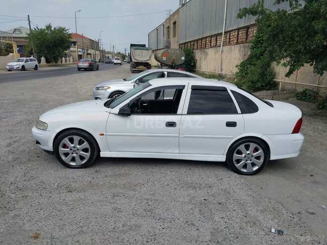 Opel Vectra 2000, 390,000 km - 1.8 л - Bakı