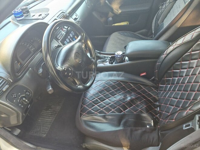 Mercedes C 200 2001, 380,000 km - 2.0 л - Bakı