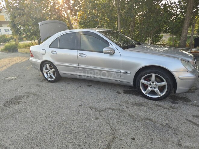 Mercedes C 200 2001, 380,000 km - 2.0 л - Bakı
