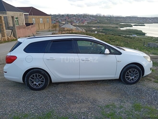 Opel Astra 2012, 257,000 km - 1.4 l - Bakı