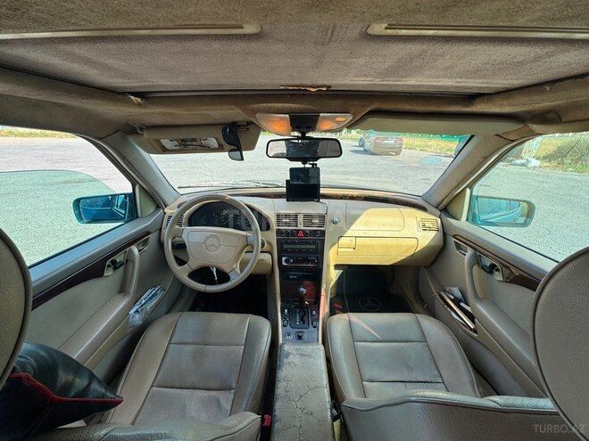 Mercedes C 280 1995, 340,000 km - 2.8 l - Bakı