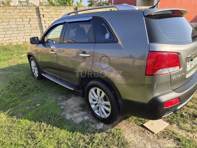 Kia Sorento 2009, 330,000 km - 2.2 л - Bakı