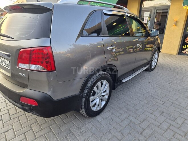 Kia Sorento 2009, 330,000 km - 2.2 л - Bakı