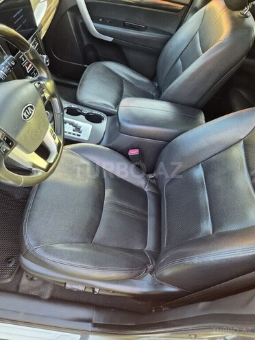 Kia Sorento 2009, 330,000 km - 2.2 л - Bakı