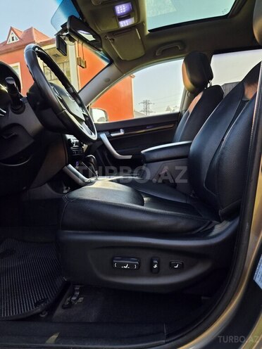 Kia Sorento 2009, 330,000 km - 2.2 л - Bakı